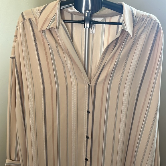 Like new- 3x Addition Elle side slit tunic top *oversized fit* - Picture 3 of 14